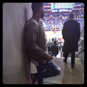 Meet your Posher, Rell